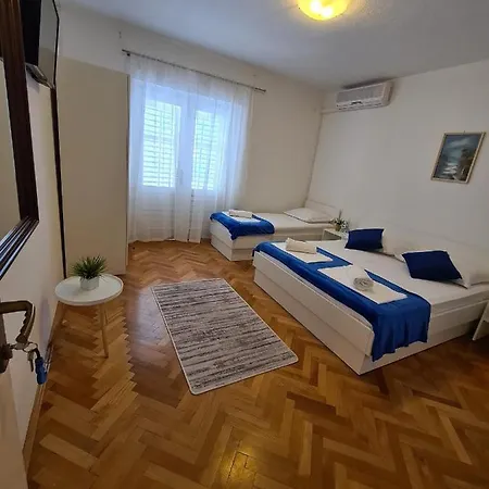 Apartment Olga 2 *