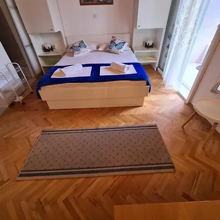 Apartment Olga 2 Makarska