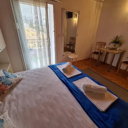 Apartment Olga 2 Makarska