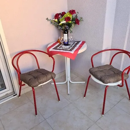 Apartment Olga 2 *