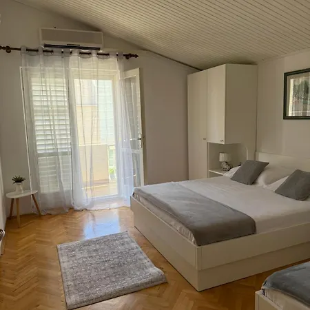 Apartment Olga 2 *