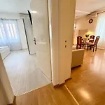 Apartment Olga 2 *