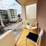 Apartment Olga 2 *