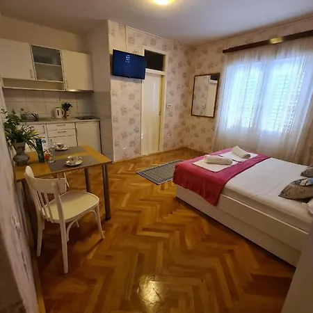 Olga 2 Lägenhet Makarska