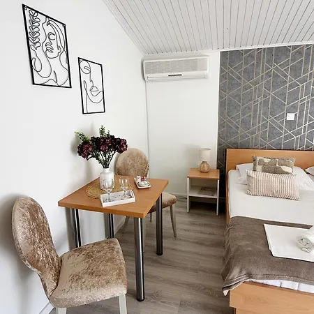 Apartment Olga 2 Makarska
