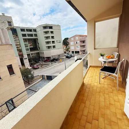 Olga 2 Appartement Makarska