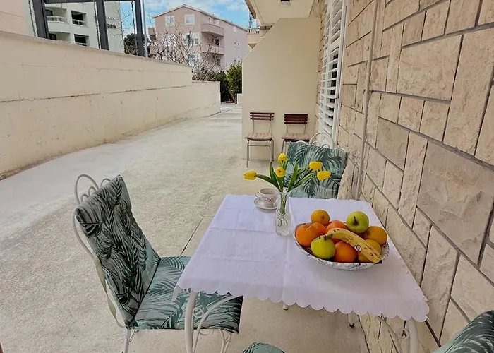 Апартаменти Olga 2 *