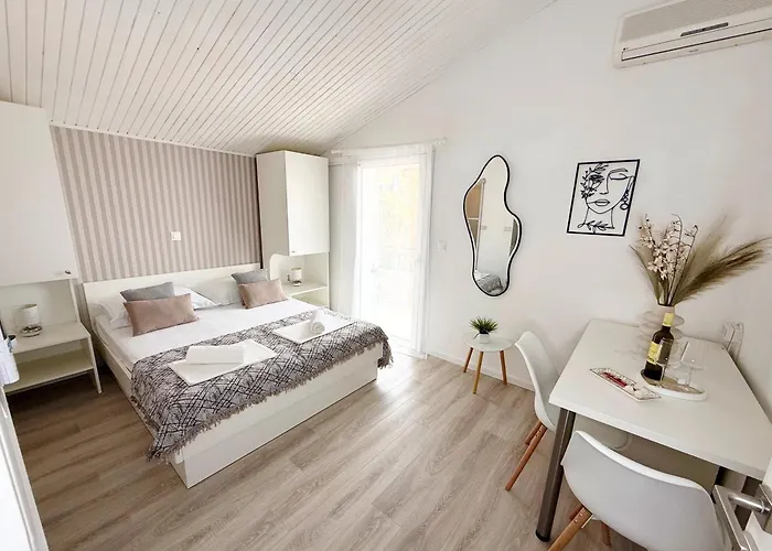 Olga 2 Макарська