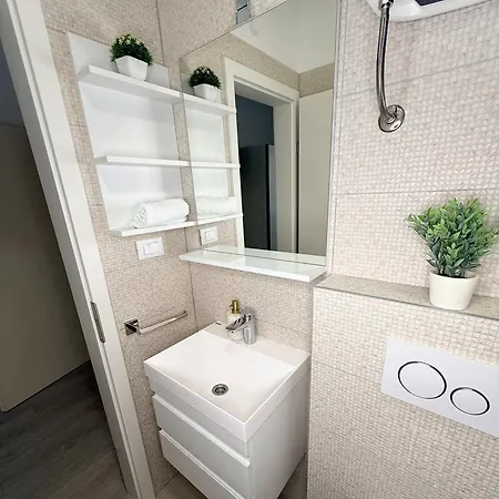 Olga 2 Apartment